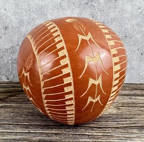 Lawrence Yepa Jemez Pueblo Pottery Seed Pot