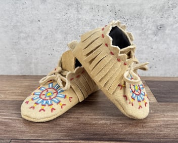 Beaded Native American Indian Baby Moccasins