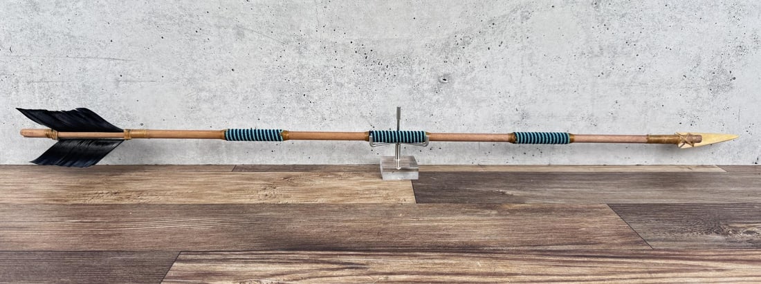 Plains Native American Indian Arrow: 31 7/8" long. Contemporary