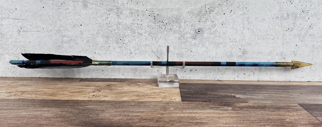 Plains Native American Indian Arrow: 23 7/8" long. Contemporary