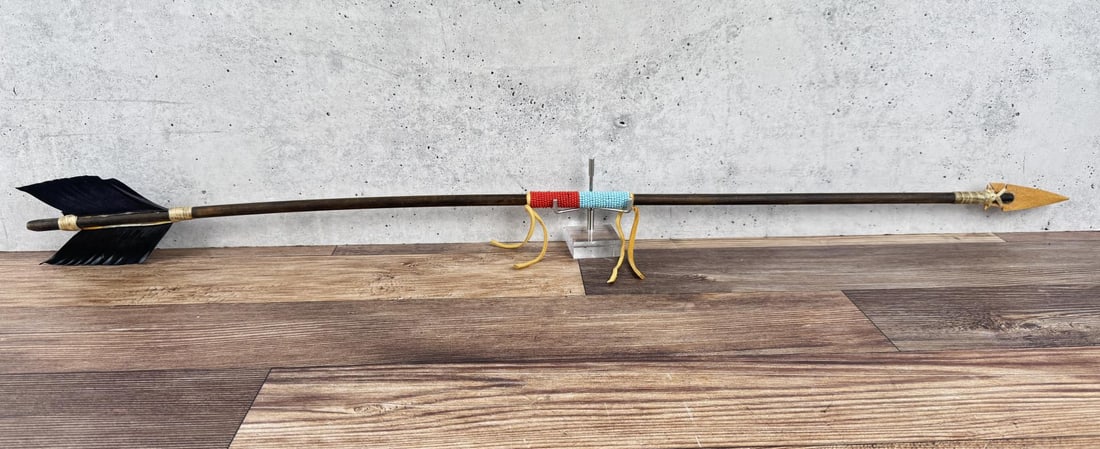 Plains Native American Indian Arrows: 34 1/8" long. Contemporary