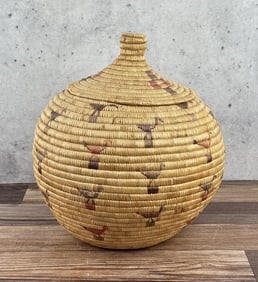 Alaskan Inuit Eskimo Lidded Basket