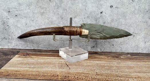Bo Earls Handmade Horn Handle Knife