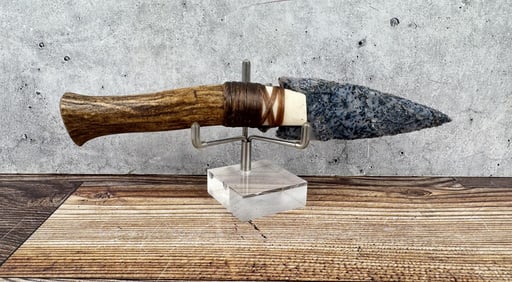 Bo Earls Handmade Horn Handle Knife