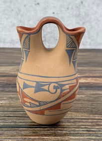 Chinana Jemez Pueblo Wedding Vase