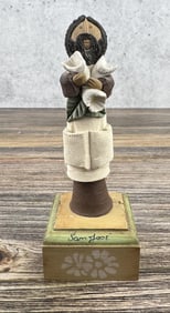 Susi Nagoda Bergquist San Jose Santos Figure
