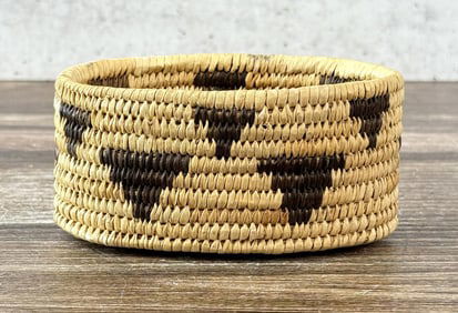 Papago Native American Indian Basket