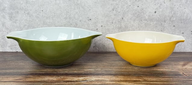 Pyrex Verde Cinderella Mixing Bowls