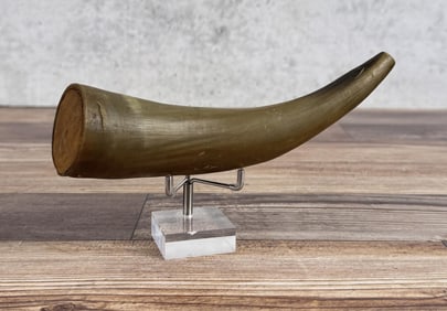 Antique Frontier Powder Horn