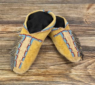 Kiowa Native American Indian Moccasins