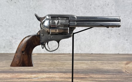 Colt Single Action Army .45 LC Gunfighter Revolver