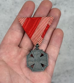 WW1 WWI Austria Hungary Karl Troop Cross Medal