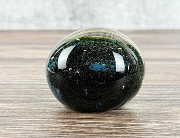 Controlled Bubble Art Glass Paperweight