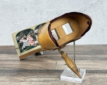 Antique Underwood Stereoviewer