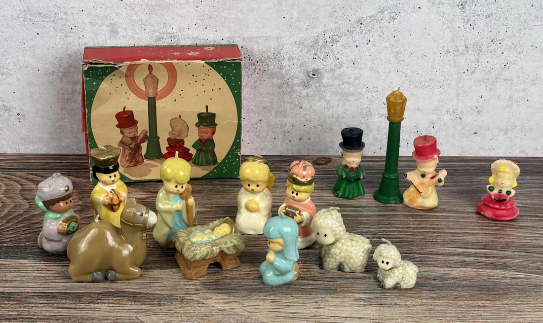 Collection of Gurley Novelty Christmas Candles: Nice lot.