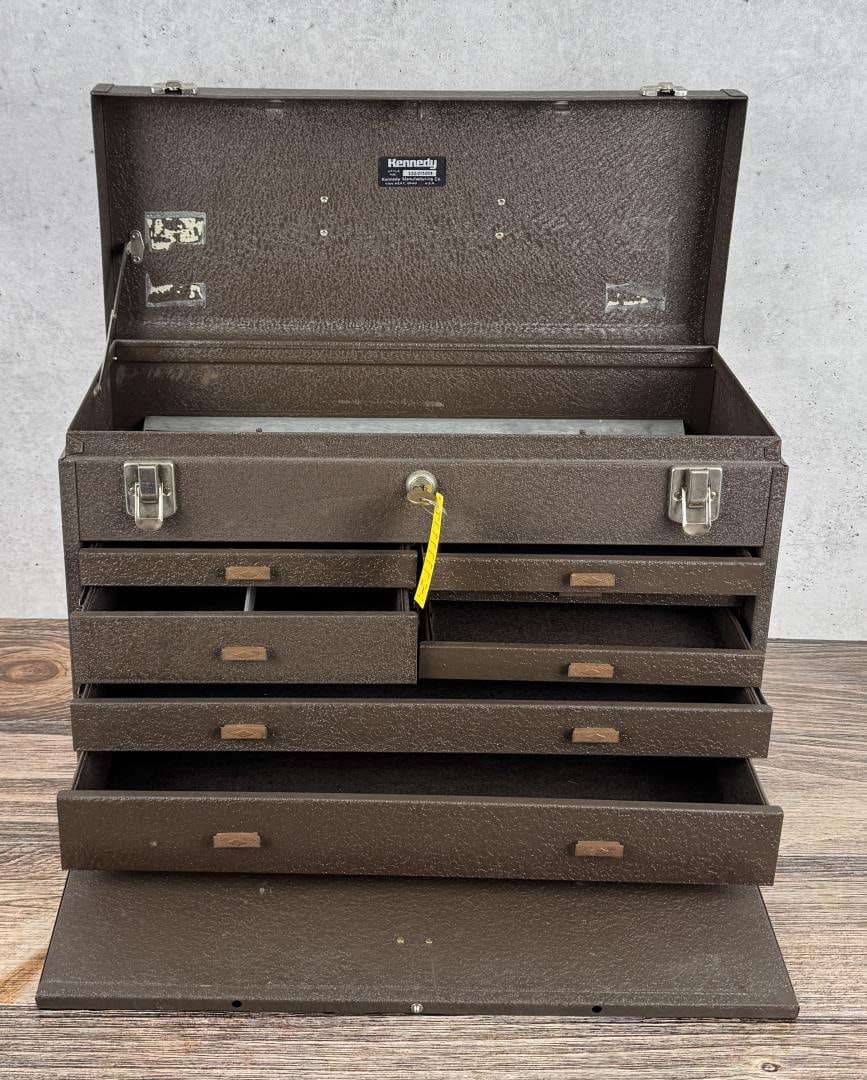 Kennedy Bench Top Locking Metal Machinist Chest (1 of 8)