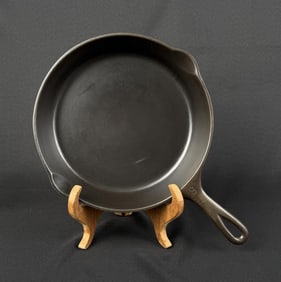 No 8 Cast Iron Skillet