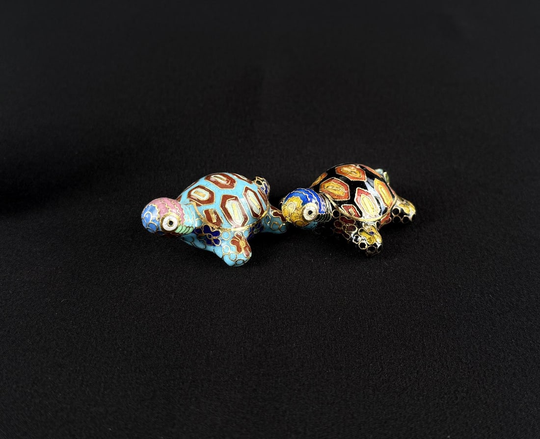 Chinese Miniature Cloisonne Turtles: 1 3/4" long by 1 3/4" wide.