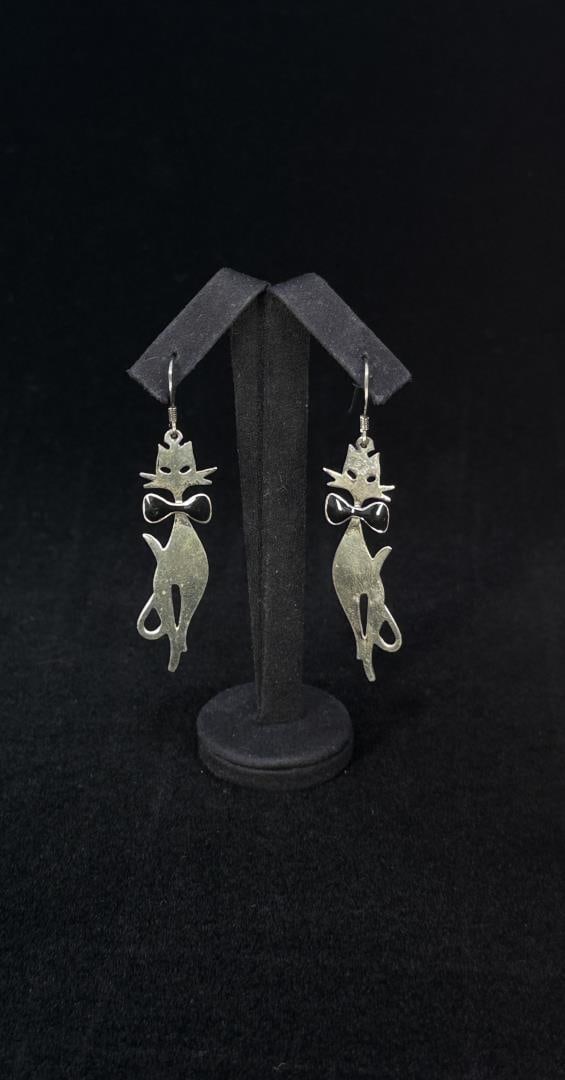 Sterling Silver Bowtie Cat Dangle Earrings (1 of 4)