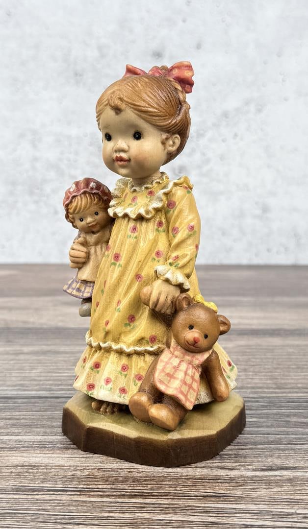 Anri Sarah Kay Nightie Night Carved Figure: 6 5/8" tall.
