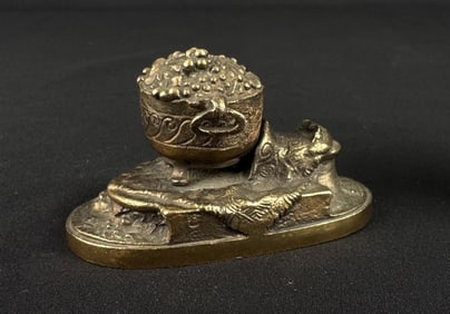 Austrian Vienna Treasure Pot Bronze Paperclip