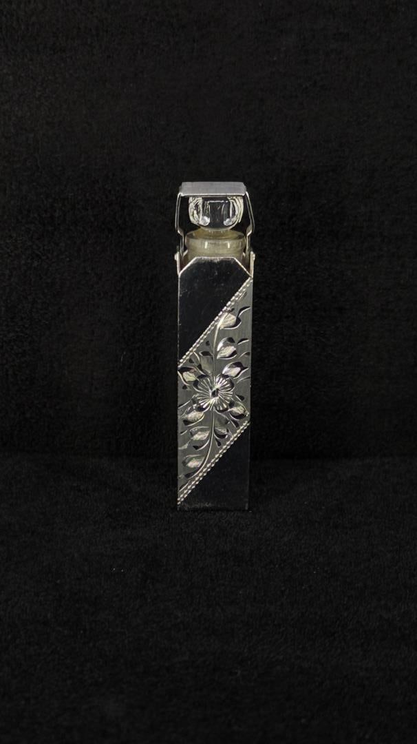 Victorian Sterling Silver Perfume Bottle: 21.84 grams. 2 3/8" long.