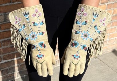 Santee Sioux Native American Indian Gauntlets