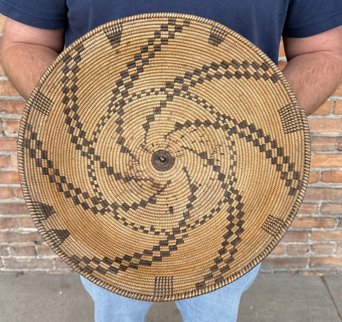 Apache Native American Indian Basket (1 of 8)