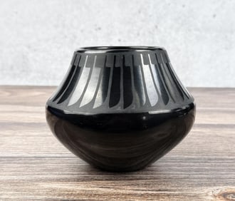 Maria Martinez & Santana San Ildefonso Jar