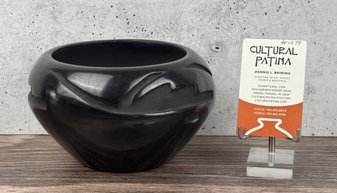 Judy and Lincoln Tafoya Santa Clara Pot