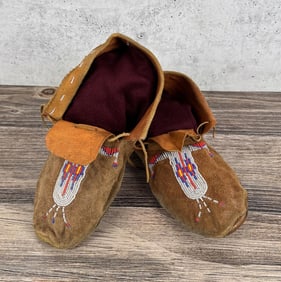 Shoshone Native American Indian Beaded Moccasins