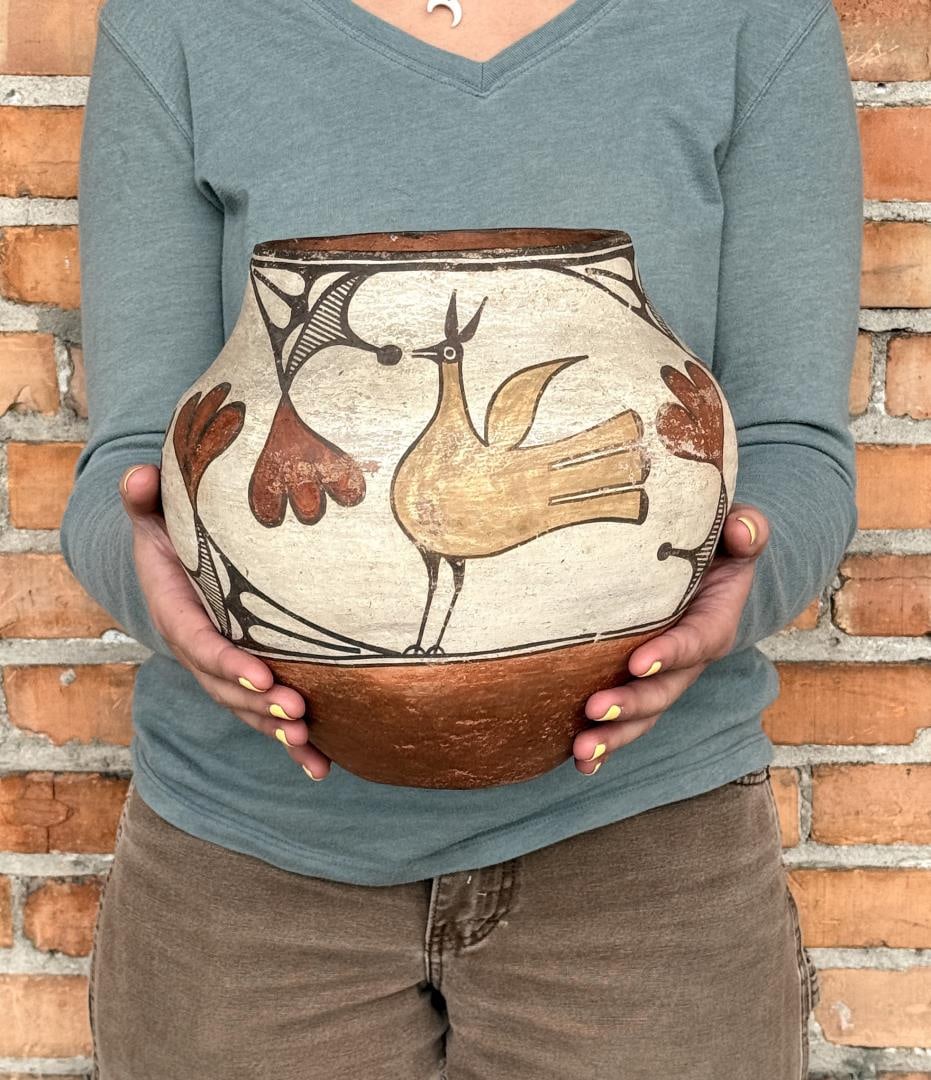 Historic Zia Pueblo Polychrome Olla Jar (1 of 8)