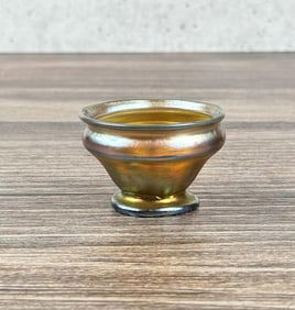 Louis Comfort Tiffany Glass Pedestal Salt 1307