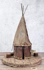 Folk Art Native American Indian Tipi Birdhouse