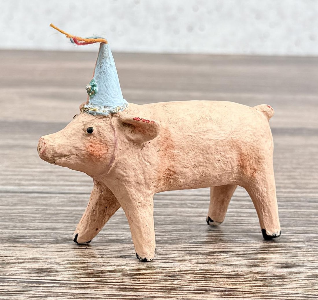 Debbee Thibault Mr Calkins Folk Art Pig (1 of 4)