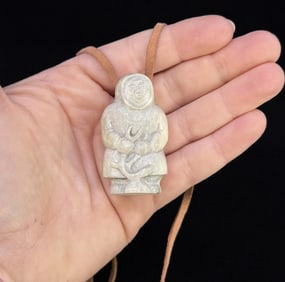 Alaskan Inuit Eskimo Carved Antler Necklace