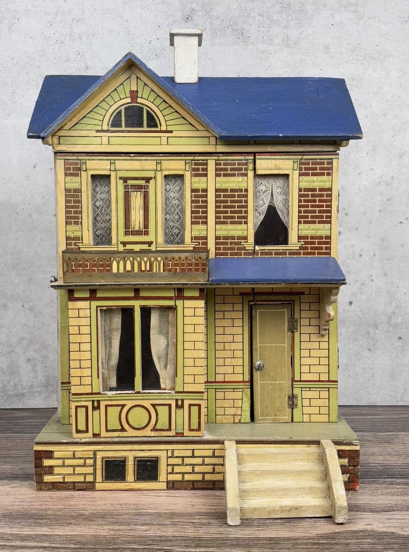 Moritz Gottschalk Blue Roof Dollhouse (1 of 19)