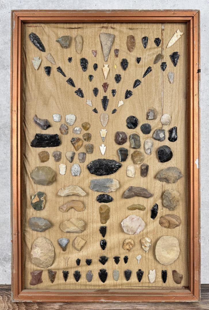 Ancient Native American Indian Arrowhead Board (1 of 6)