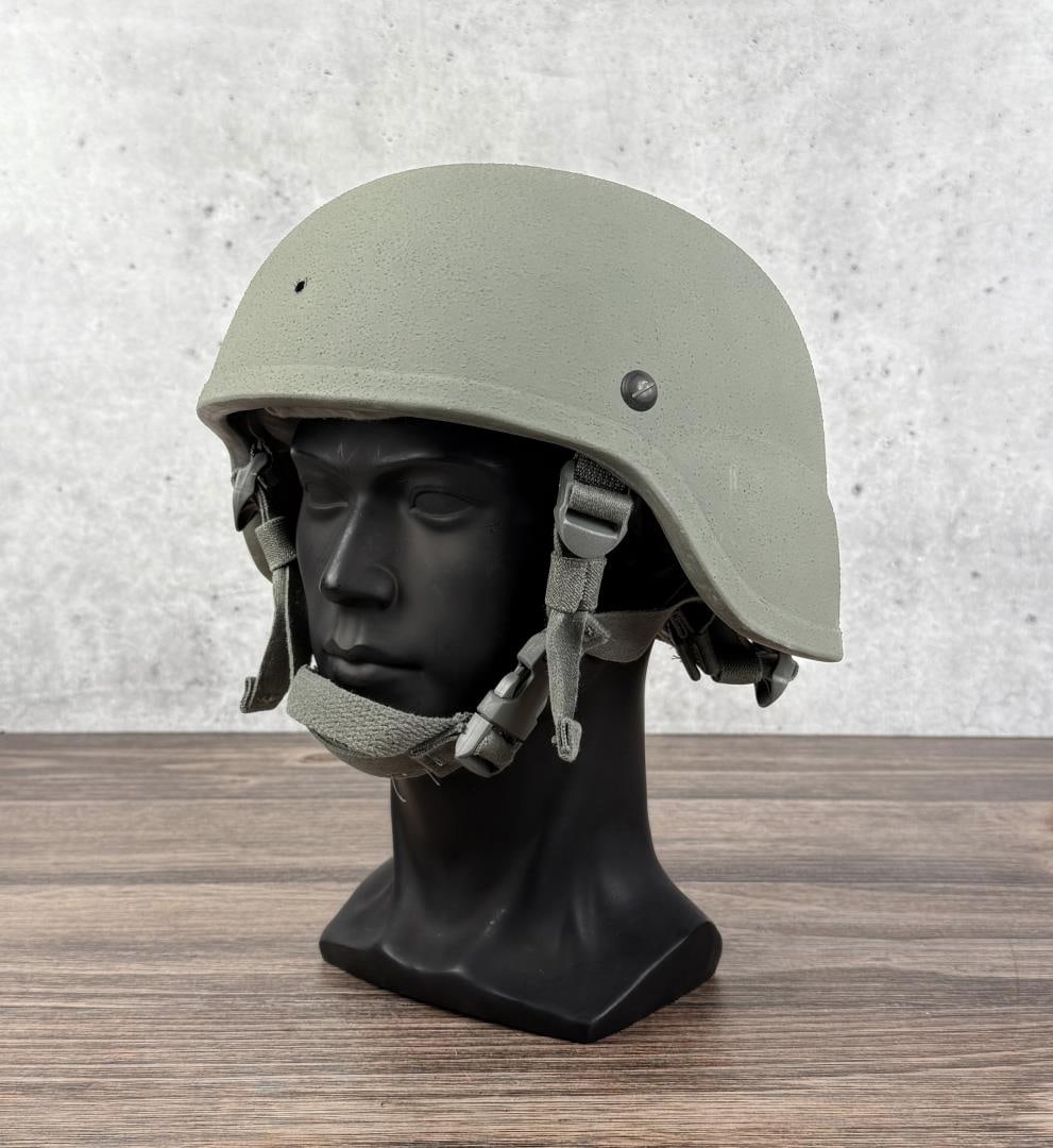Ballistic Advanced Combat Helmet ACH Kevlar: Manufactured by BAE Systems. Size XL.