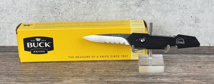 Buck 437 Whittaker Revolution Knife