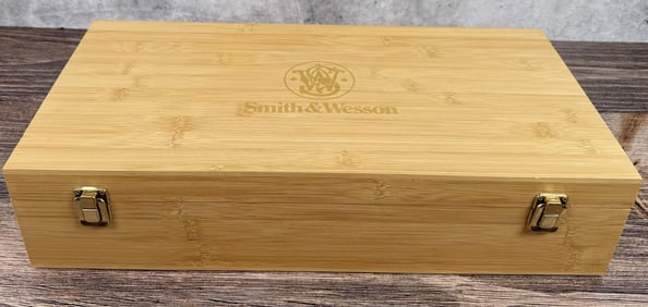Smith & Wesson Bamboo Presentation Box