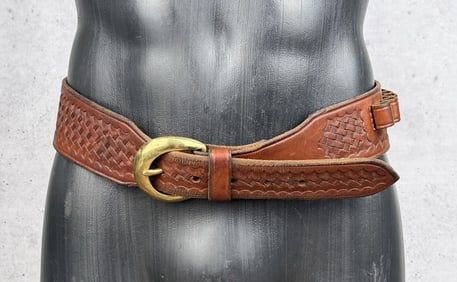 Safariland Tooled Leather Pistol Belt