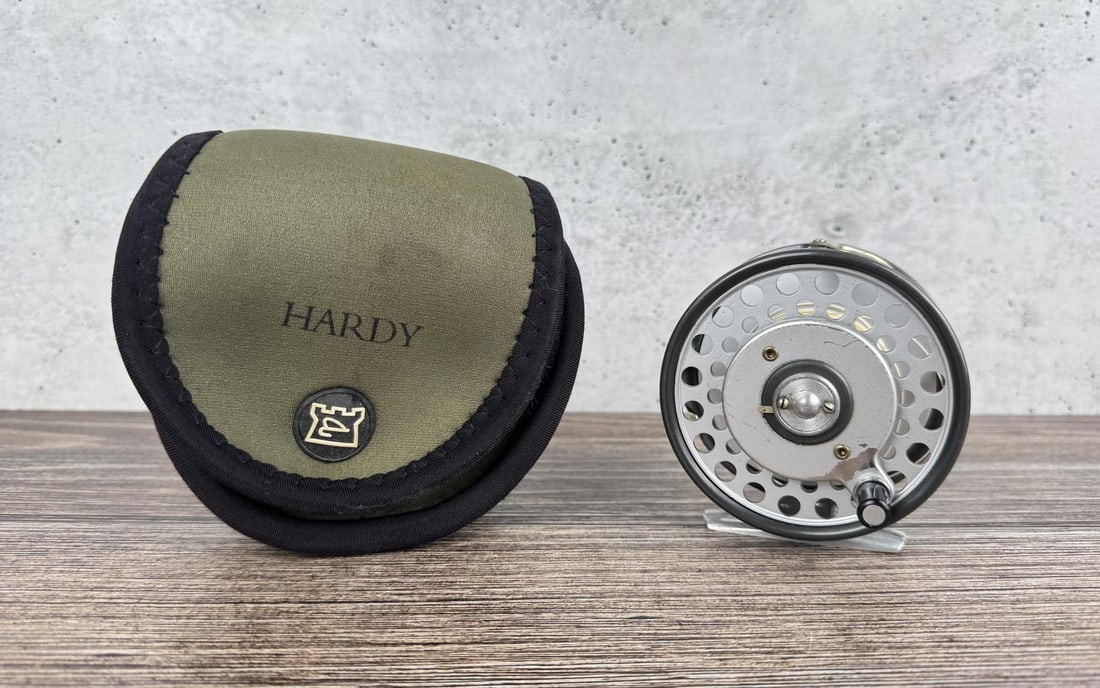 Hardy Bros The Zenith Fly Fishing Reel: Includes reel case.