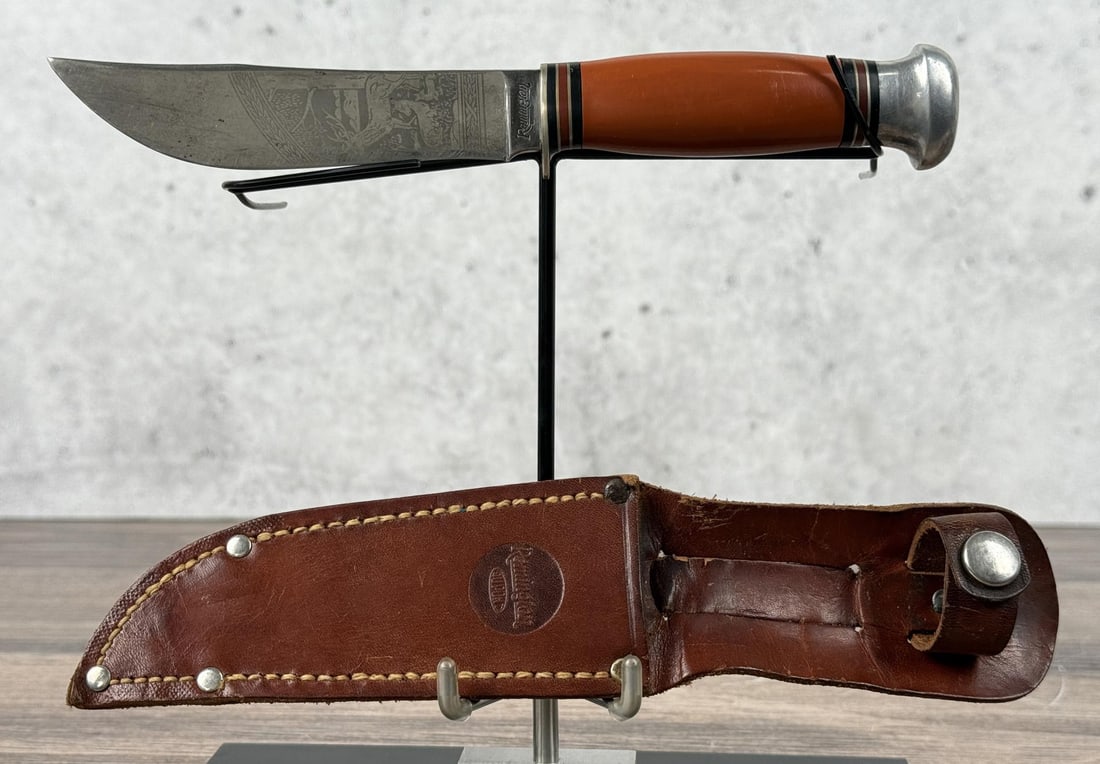 Remington RH 72P Etched Blade Hunting Knife: Excellent example. 7 7/8" long.