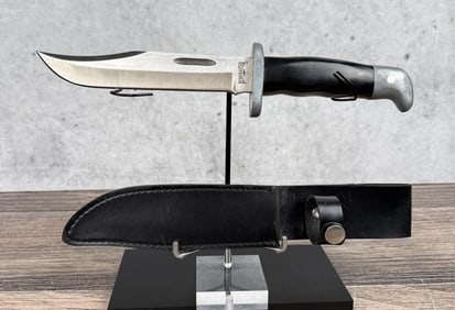 Bushmaster Buck Knife Clone