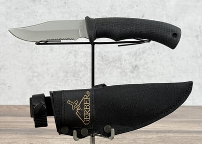 Gerber Gator Hunting Knife