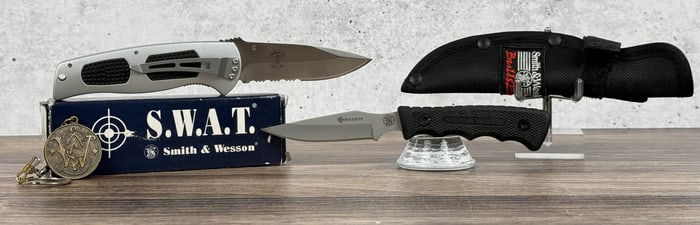 Pair of Smith & Wesson Knives