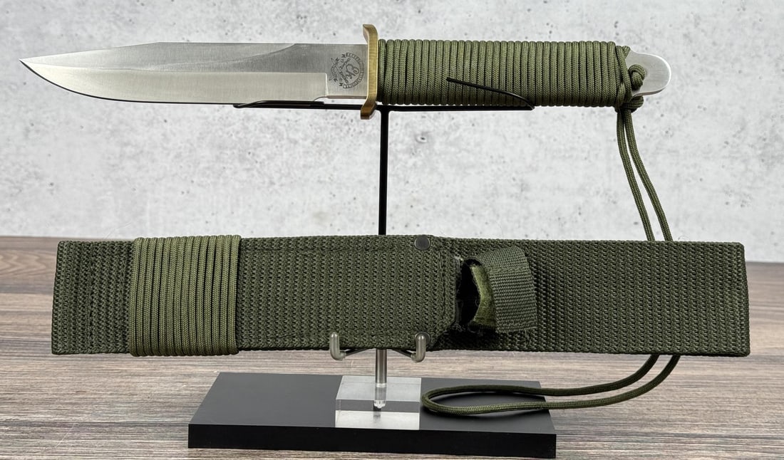 EK Commando Korea World War II Vietnam Bowie Knife: Made in Richmond Virginia. Never used or carried. Made in USA. Measures 12 3/5" long.