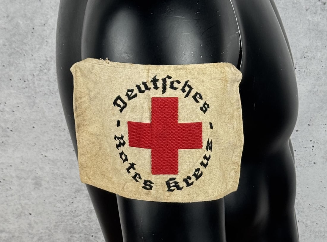 WW2 German DRK Red Cross Arm Band: 7 7/8" by 4 3/4".