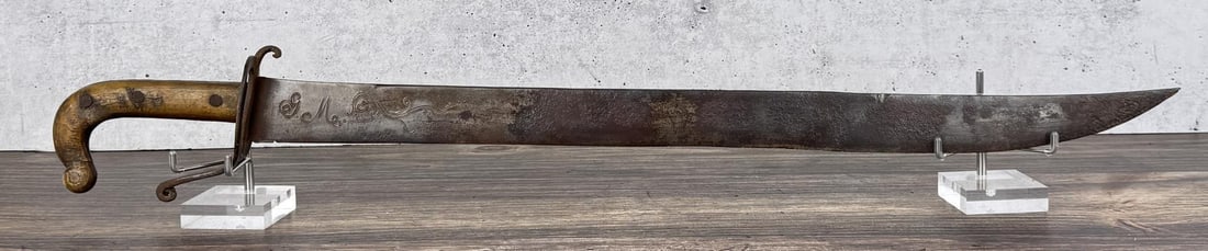 Spanish Colonial Espadas Anchas Horn Handle Sword: 27" long.